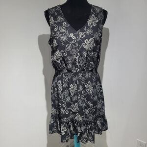 Motion Women's Sleeveless Floral Ruffle Dress Smocked Waist Open Back Med B/W
